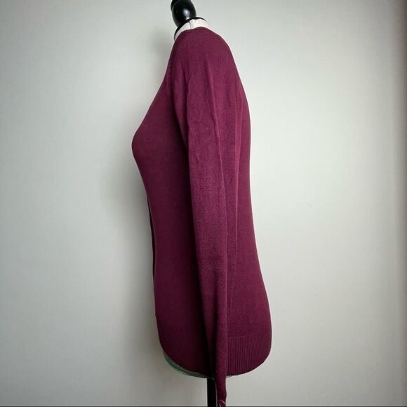 Ambiance Solid Maroon Burgundy V Neck Button Down Sweater Long Sleeve size M - Picture 3 of 11